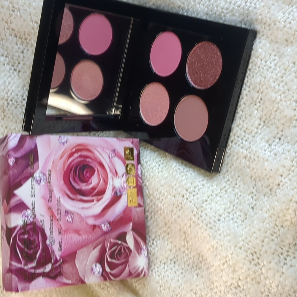 PAT MCGRATH LABS Divine Rose Luxe Quad: Eternal Eden, 5.6g/0.19oz - Picture 1 of 11